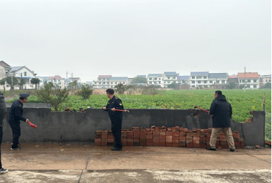 拆违护田守底线，占用耕地“零容忍”