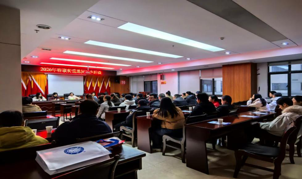 送岗下乡进行时：春联街道专场招聘会助力企业与求职者“双向奔赴”