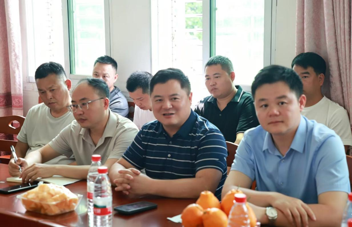 同心共建和美乡村，聚力助推乡村振兴 ——新市镇何岭村第一届“村企共建”座谈会