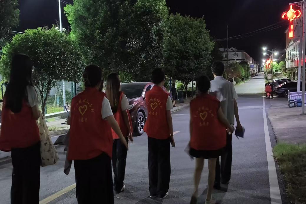 丫江桥镇：家访暖心践初心，推普润乡助成长